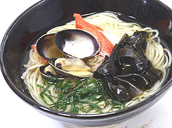 温かい昆布そーめん